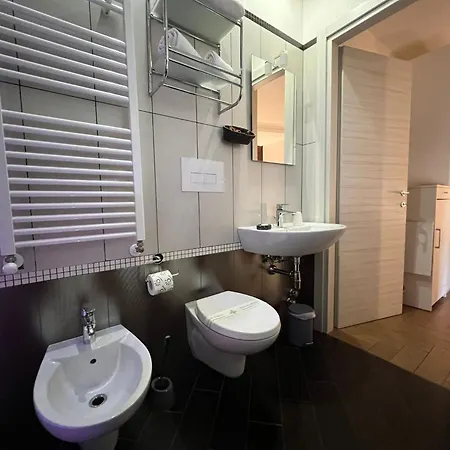 B&B Palazzo Del Toro 4*