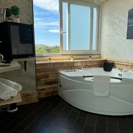 Palazzo Del Toro B&B