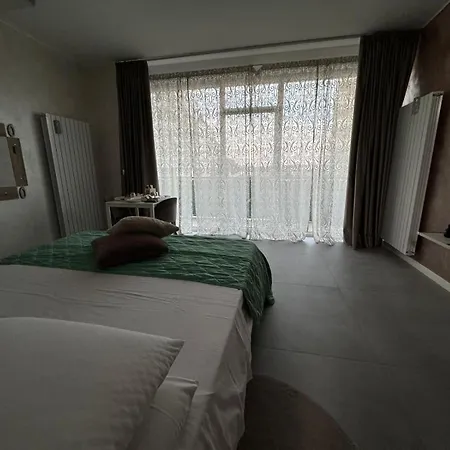 Palazzo Del Toro Bed & Breakfast Montesilvano Marina