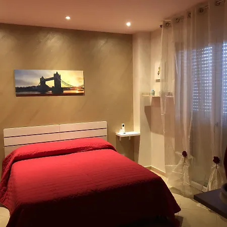 Oda ve Kahvaltı Palazzo Del Toro Montesilvano Marina