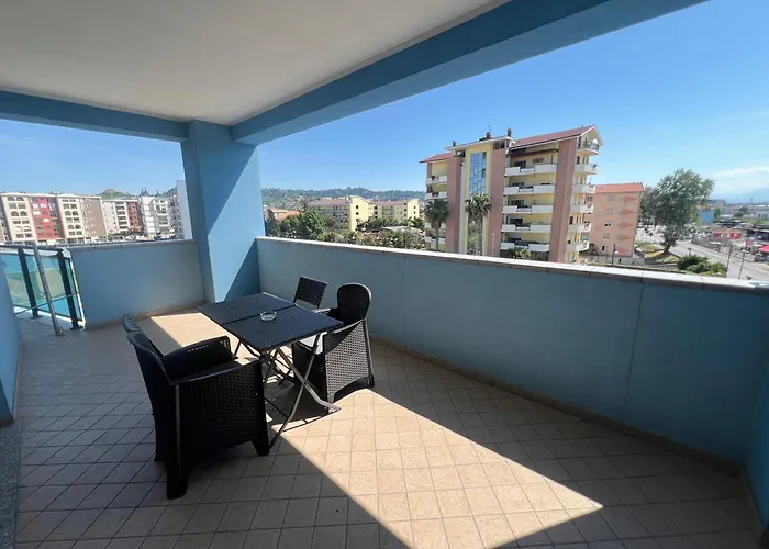 Palazzo Del Toro Bed & Breakfast Montesilvano